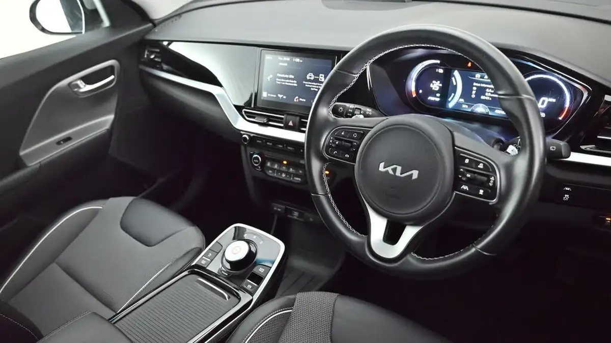 2022-kia-niro-ev-e-2-big-9