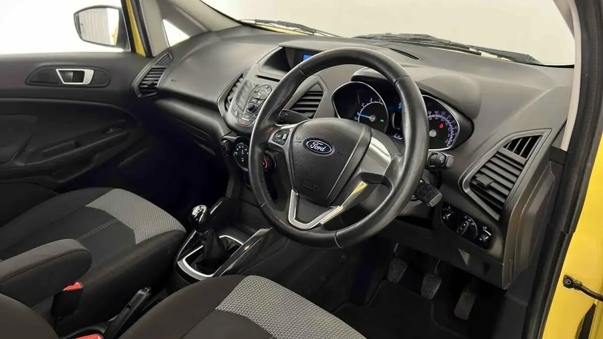 2017-ford-ecosport-10t-zetec-125ps-ss-big-14