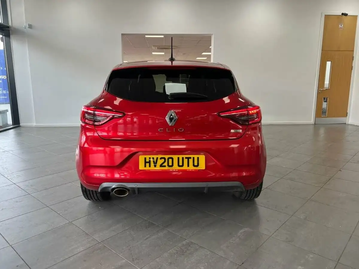 2020-renault-clio-13-tce-rs-line-big-5