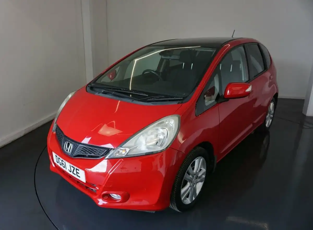 2011-honda-jazz-14-ex-big-1