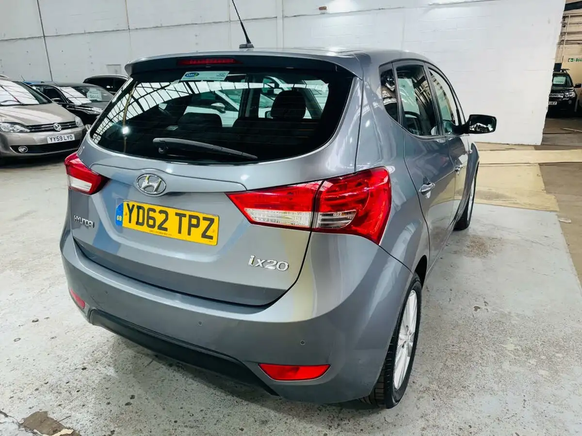 2012-hyundai-ix20-16-active-big-3