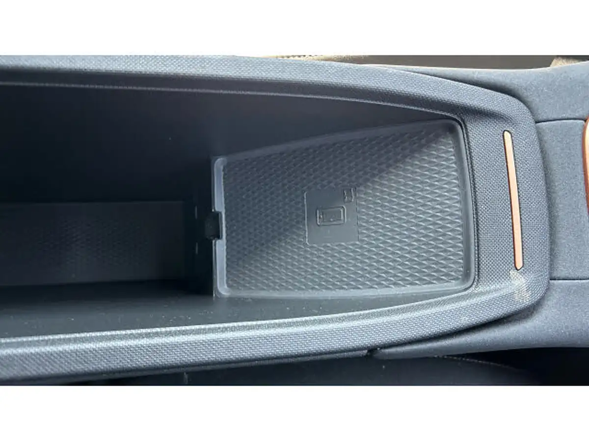 2024-cupra-born-e-v3-edition-big-22