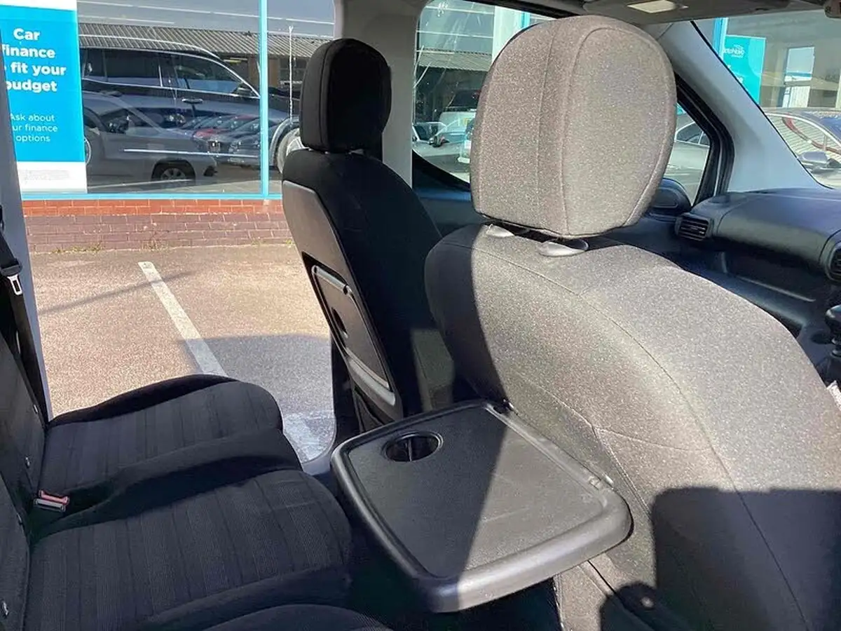 2021-vauxhall-combo-life-15-se-100ps-big-16