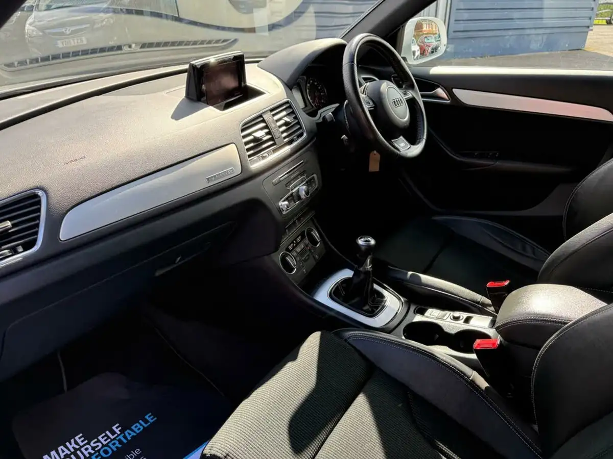 2017-audi-q3-20-tdi-quattro-s-line-navigation-150ps-big-31