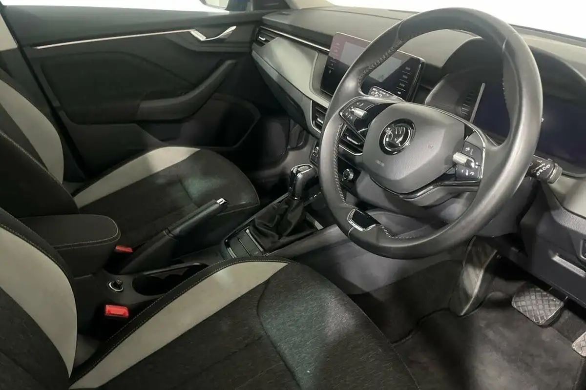 2022-skoda-kamiq-15-tsi-se-l-dsg-big-6