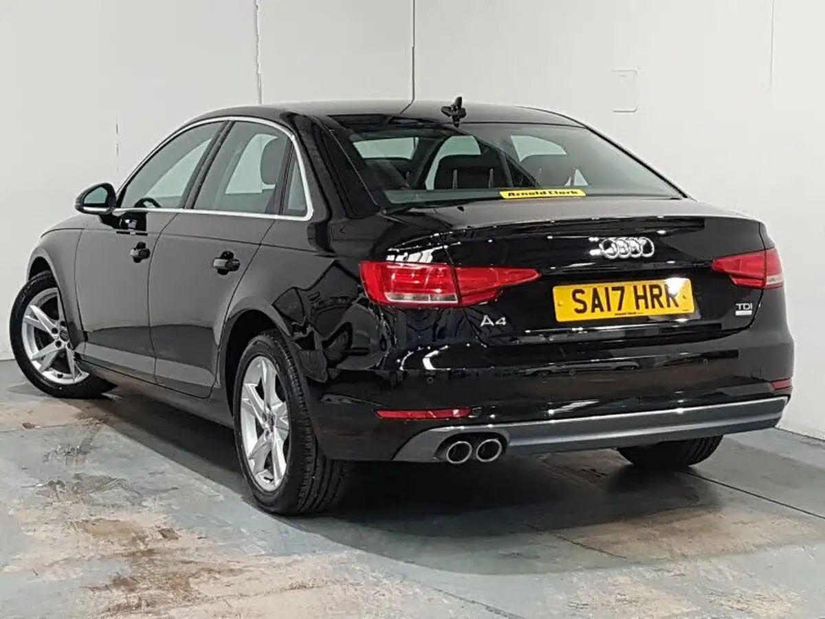 2017-audi-a4-20tdi-ultra-sport-190ps-big-1