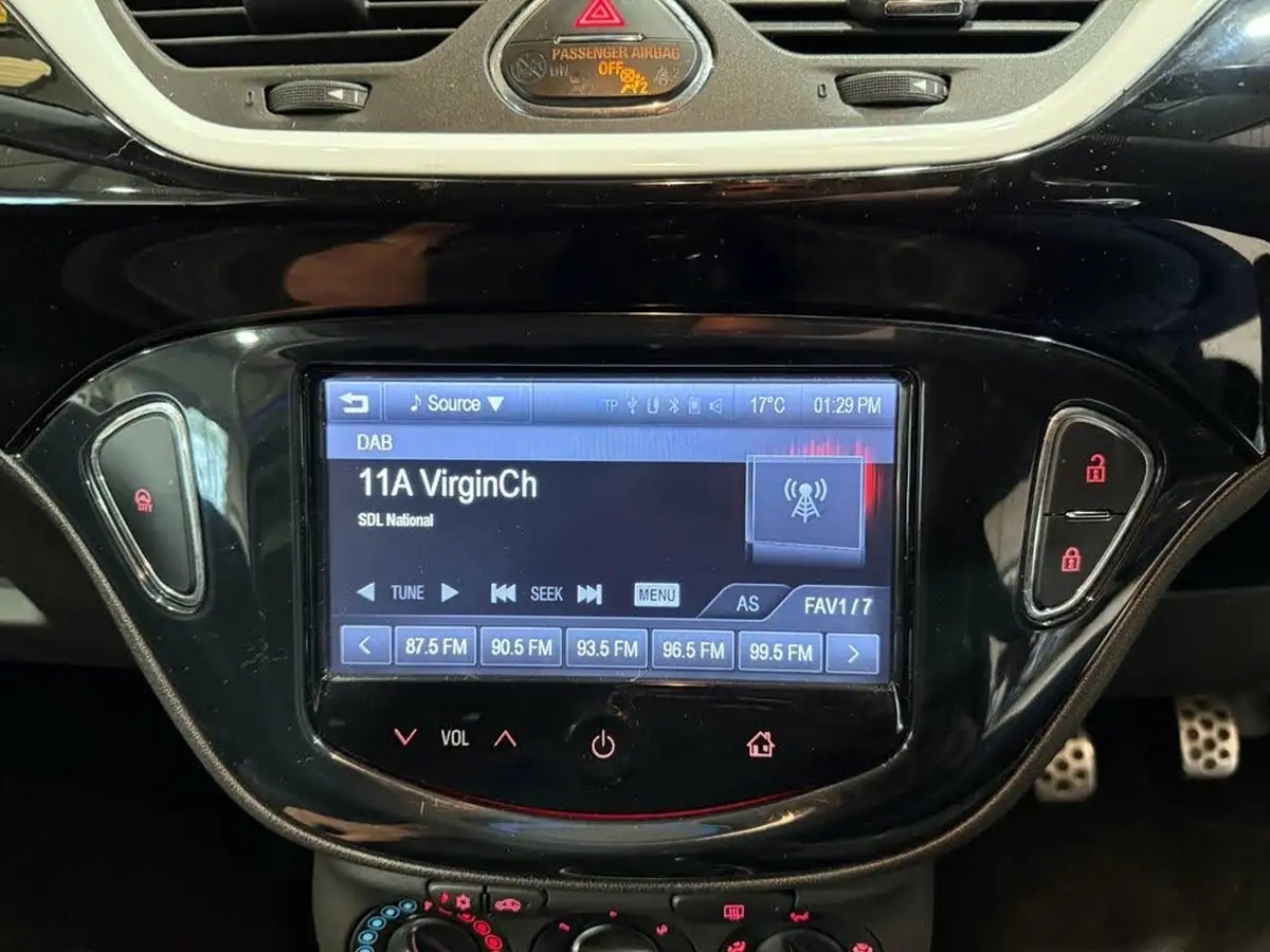 2015-vauxhall-corsa-12-limited-edition-3d-big-24
