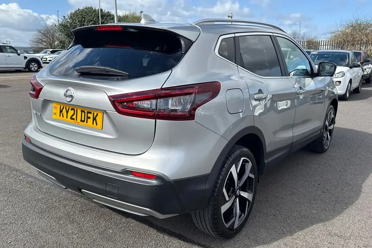 2021-nissan-qashqai-13-dig-t-n-motion-140ps-big-36