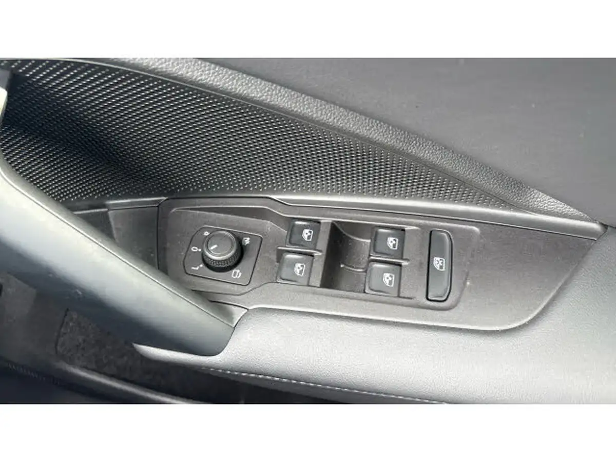 2024-volkswagen-tiguan-15-tsi-match-big-22