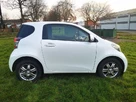 2010-toyota-iq-10-2-multidrive-small-5