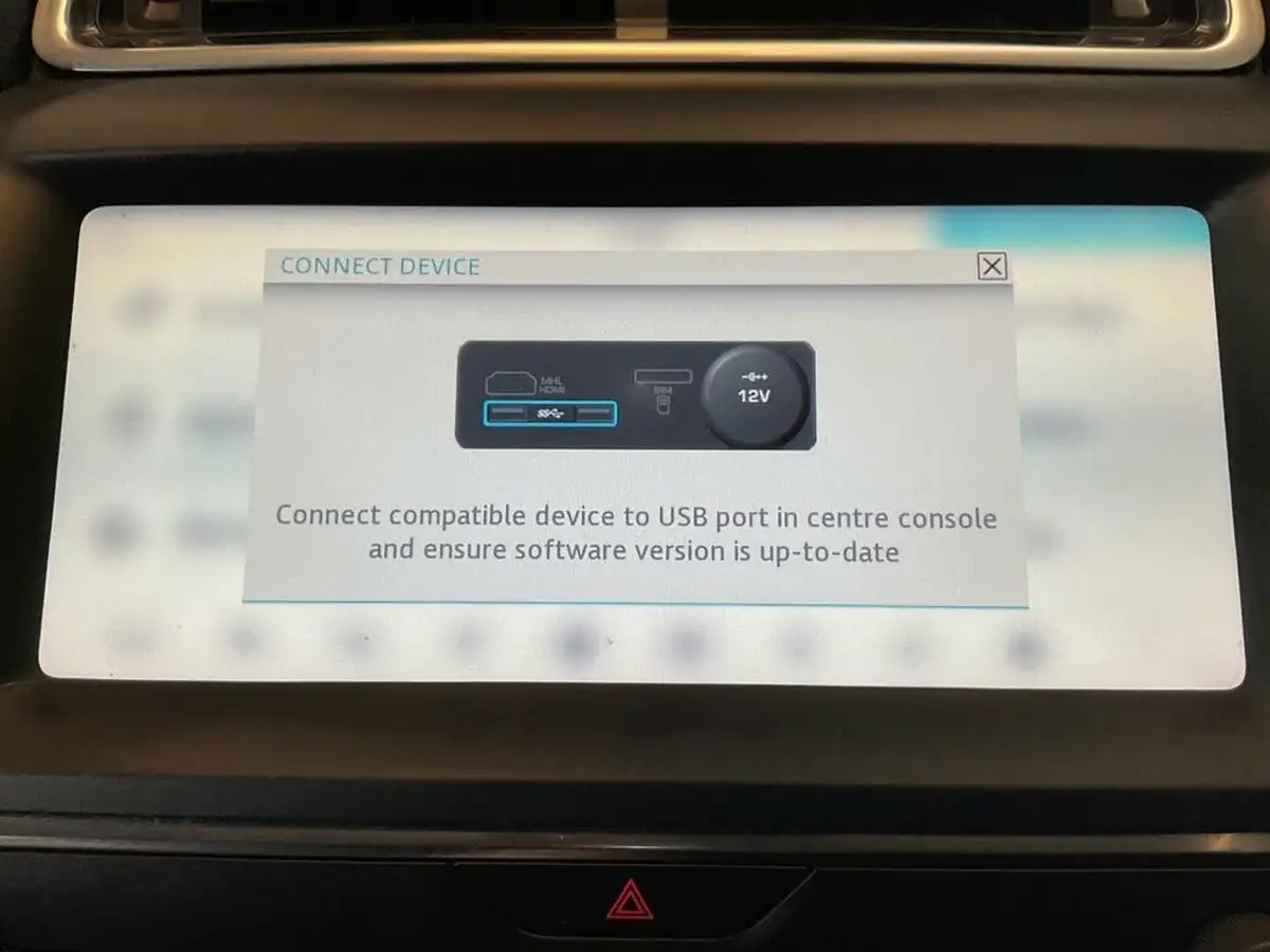 2018-jaguar-e-pace-20-i4d-r-dynamic-hse-240ps-ss-big-59