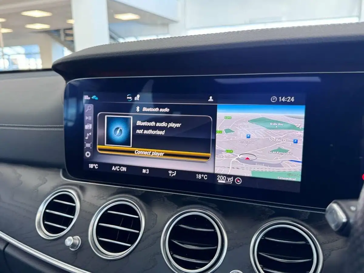 2020-mercedes-benz-e-class-20d-e300d-amg-line-edition-premium-plus-estate-5d-big-50