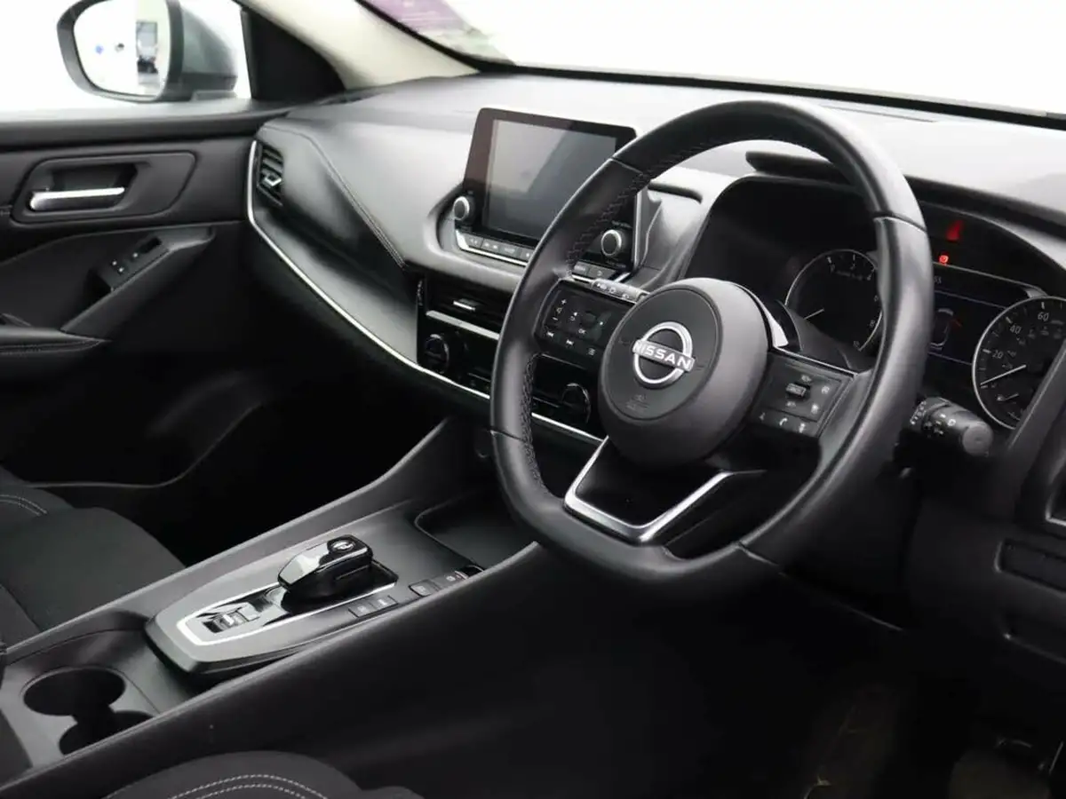 2022-nissan-qashqai-15-acenta-premium-big-12