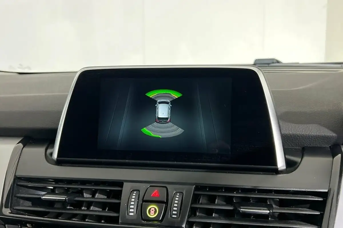 2021-bmw-2-series-15td-216d-se-gran-big-24
