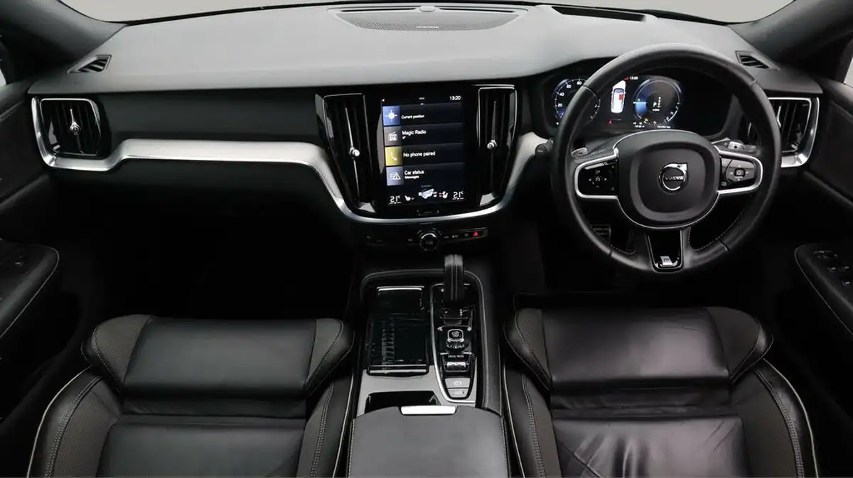 2021-volvo-s60-20-t8-r-design-plus-big-13