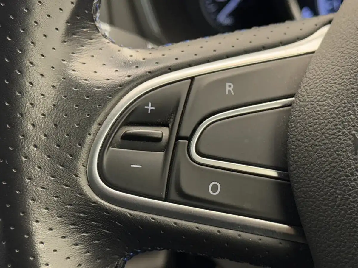 2020-renault-megane-13-tce-gt-line-hatchback-big-18