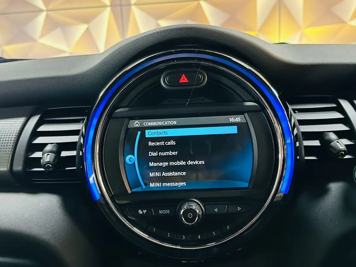 2020-mini-cooper-15-cooper-sport-hatchback-3d-big-42