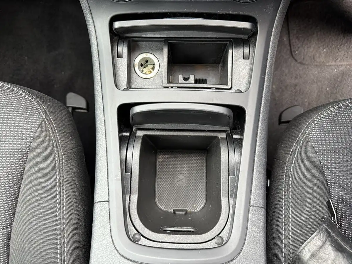 2013-mercedes-benz-b-class-18-cdi-b180-se-big-37