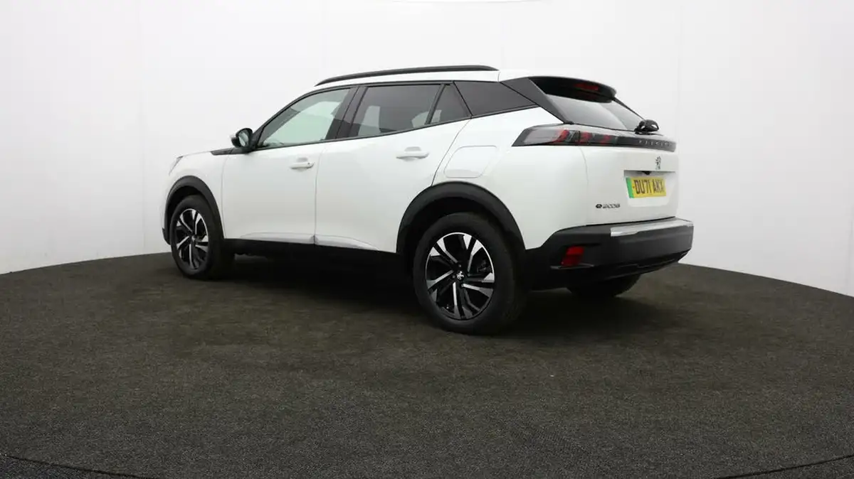 2021-peugeot-2008-suv-e-allure-big-74