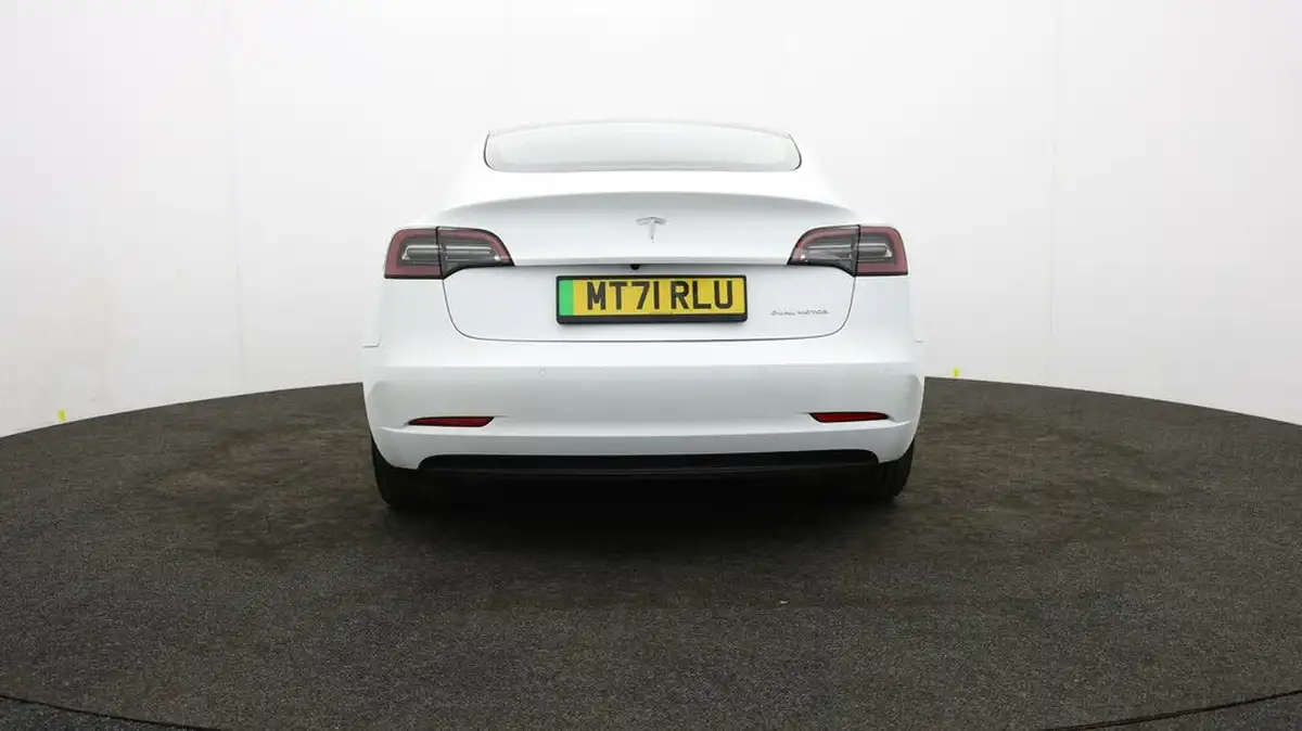2021-tesla-model-3-e-long-range-awd-big-45