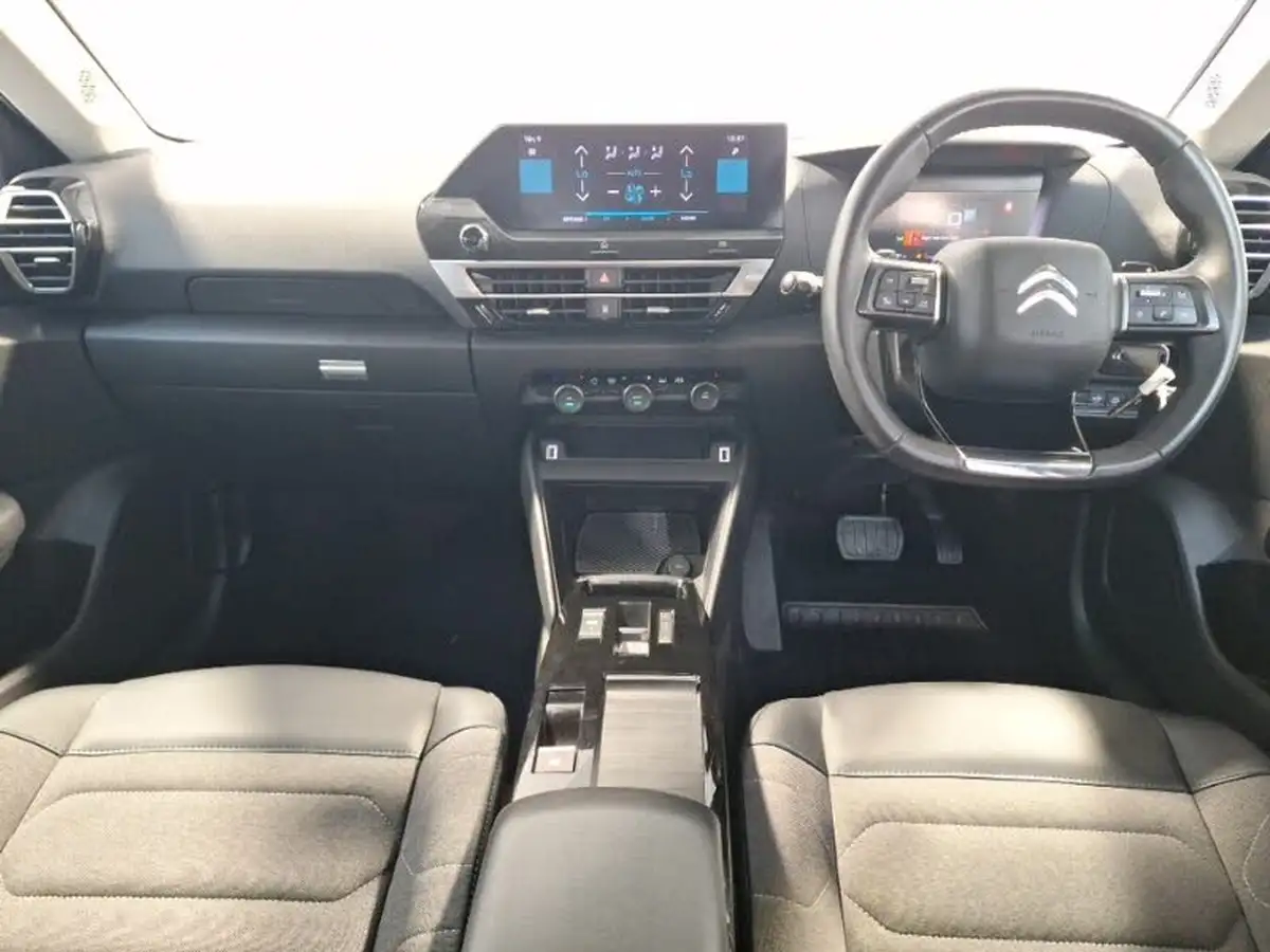 2022-citroen-c4-12-puretech-sense-plus-eat8-big-2