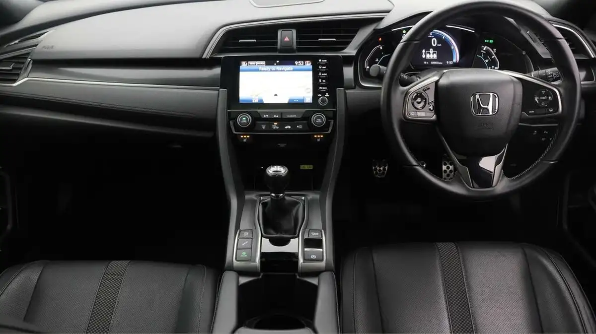 2020-honda-civic-16-i-dtec-ex-ss-hatchback-5d-big-12