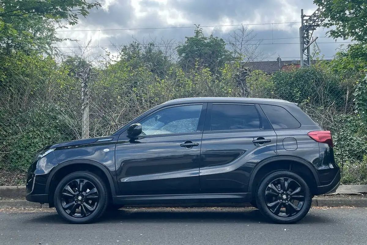 2022-suzuki-vitara-14-boosterjet-sz-t-big-12