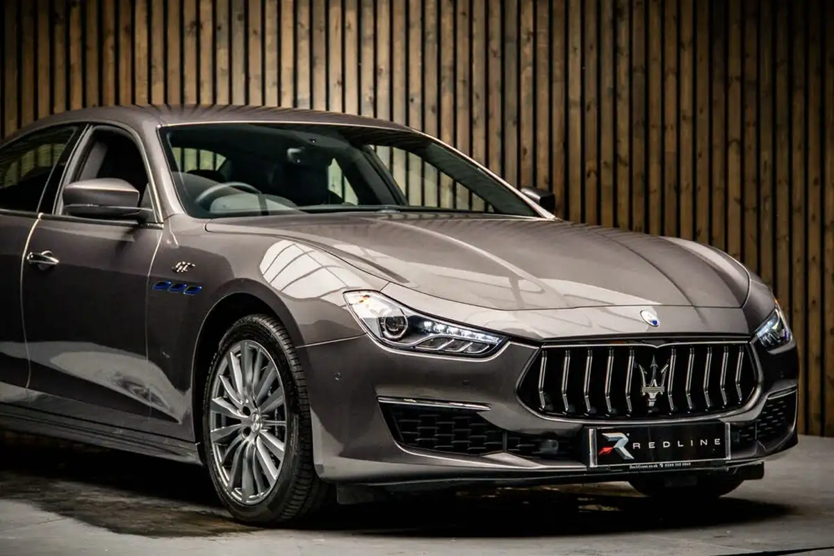 2022-maserati-ghibli-20-gt-1998cc-big-11