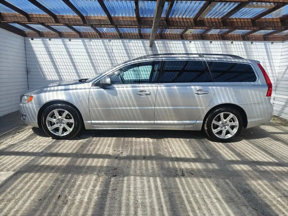 2014-volvo-v70-20td-d4-se-181bhp-nav-1969cc-geartronic-big-2