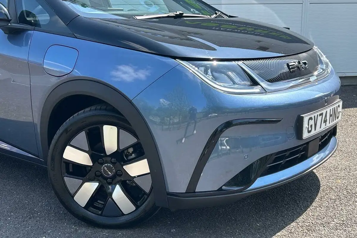 2024-byd-dolphin-e-design-big-19