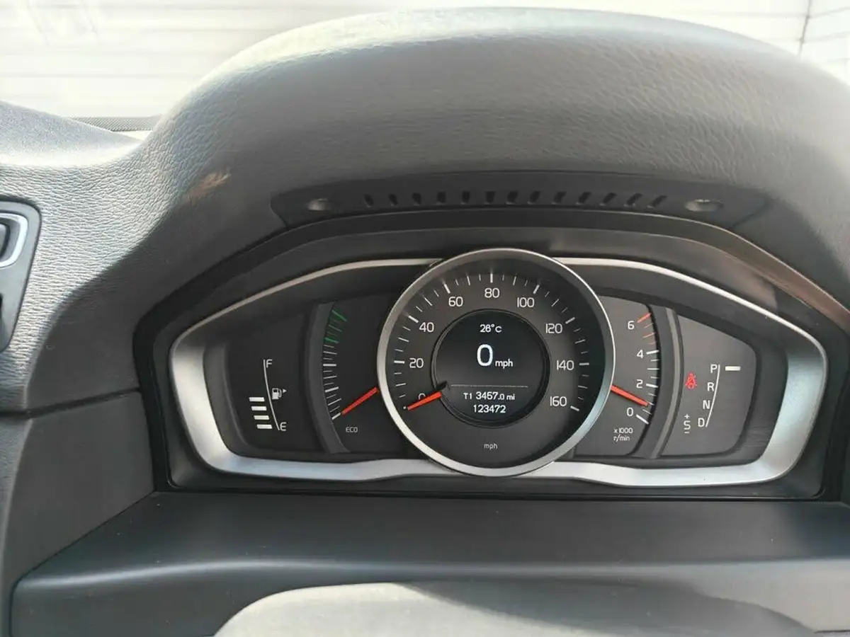 2014-volvo-v70-20td-d4-se-181bhp-nav-1969cc-geartronic-big-54