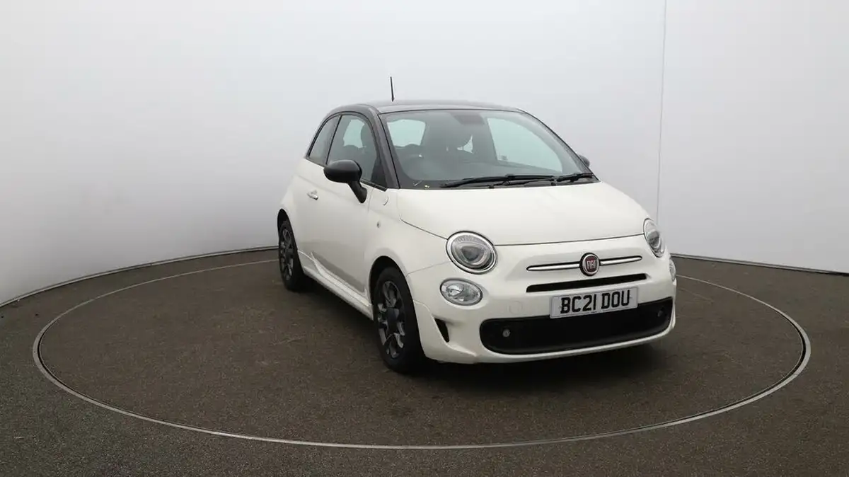 2021-fiat-500-10-hey-google-big-32