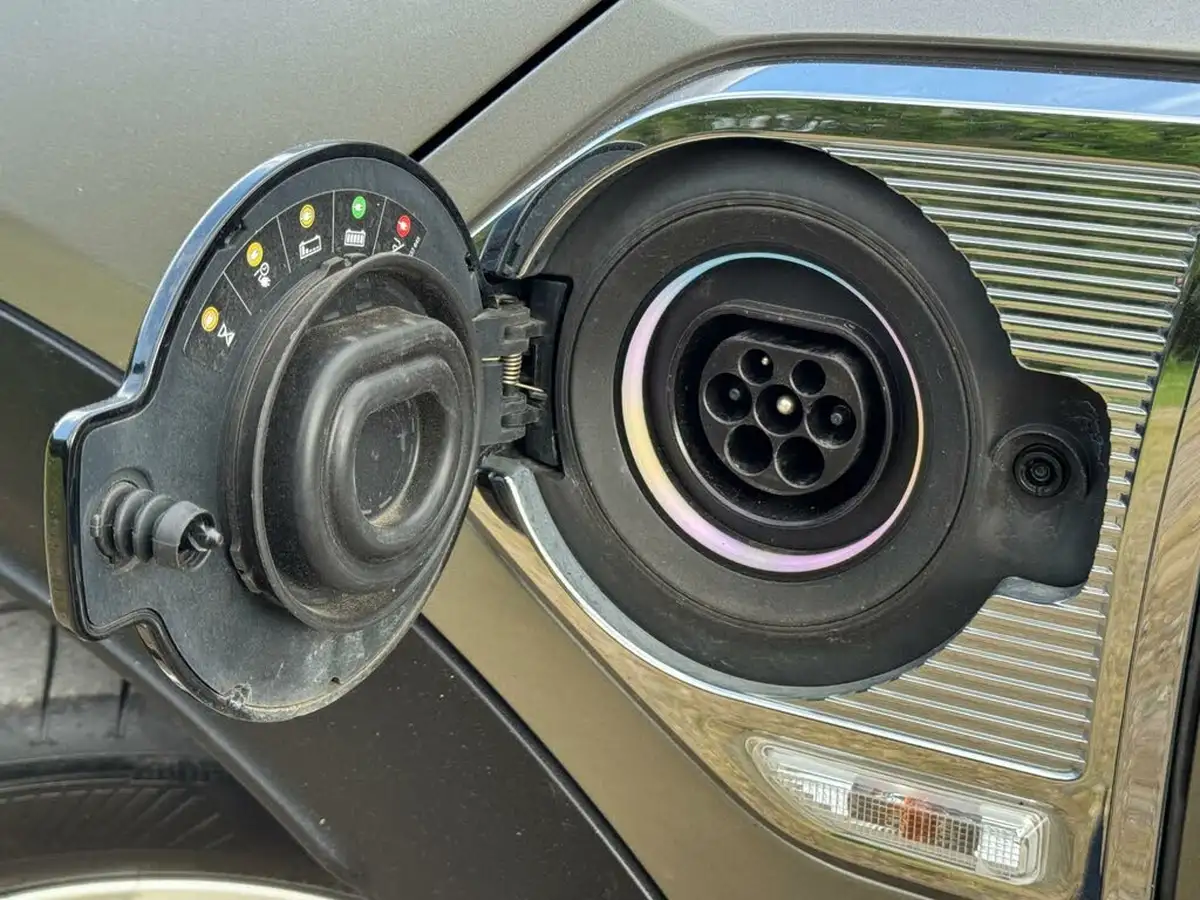2019-mini-countryman-15-cooper-s-e-phev-classic-big-33