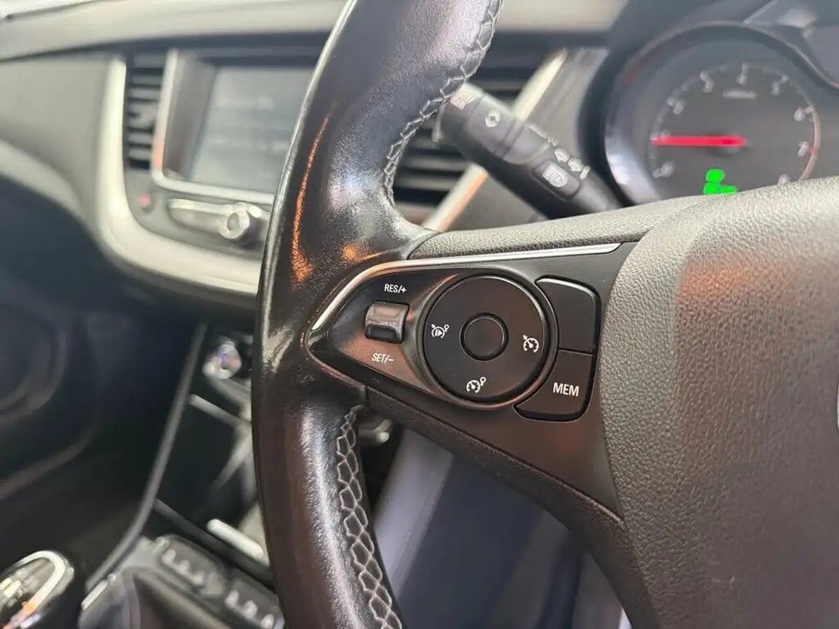 2018-vauxhall-grandland-x-12-se-130ps-big-28