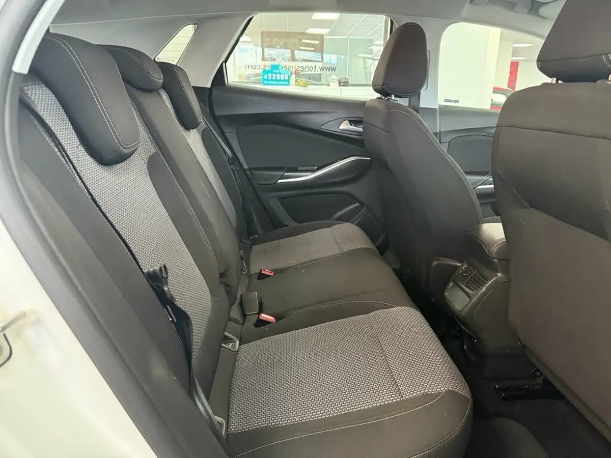2018-vauxhall-grandland-x-12-se-130ps-big-4