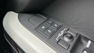 2023-land-rover-110-defender-30-d300-x-dynamic-hse-small-23