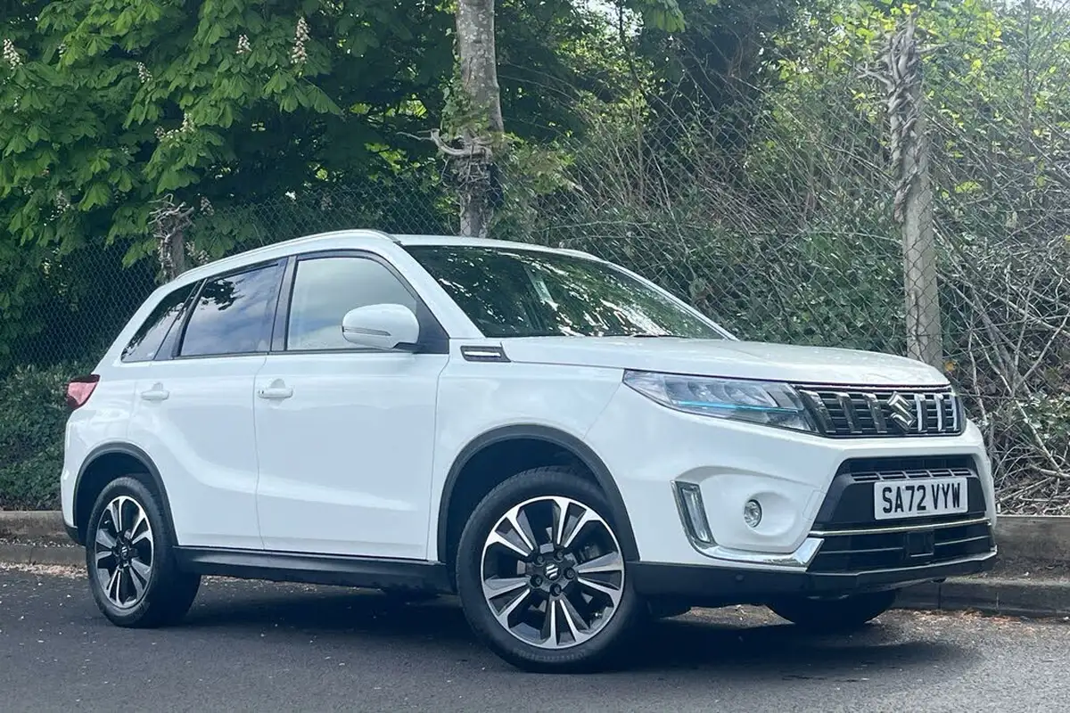 2022-suzuki-vitara-15-sz5-big-0