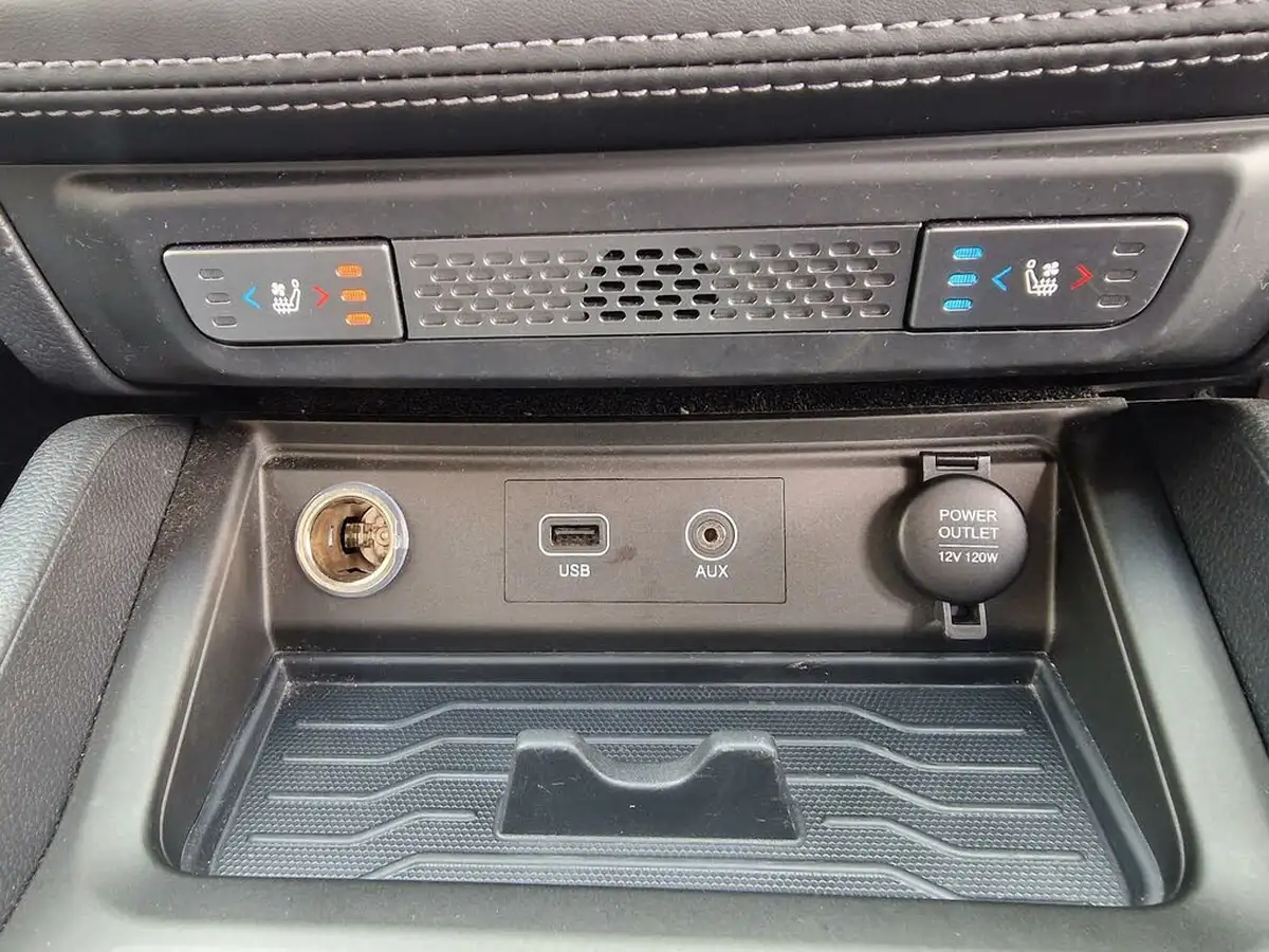 2019-kgm-ssangyong-musso-22td-rebel-auto-big-17