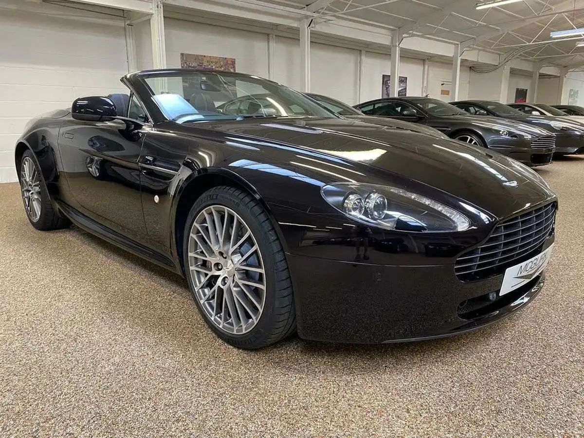 2012-aston-martin-vantage-47-vantage-n420-v8-roadster-convertible-big-1