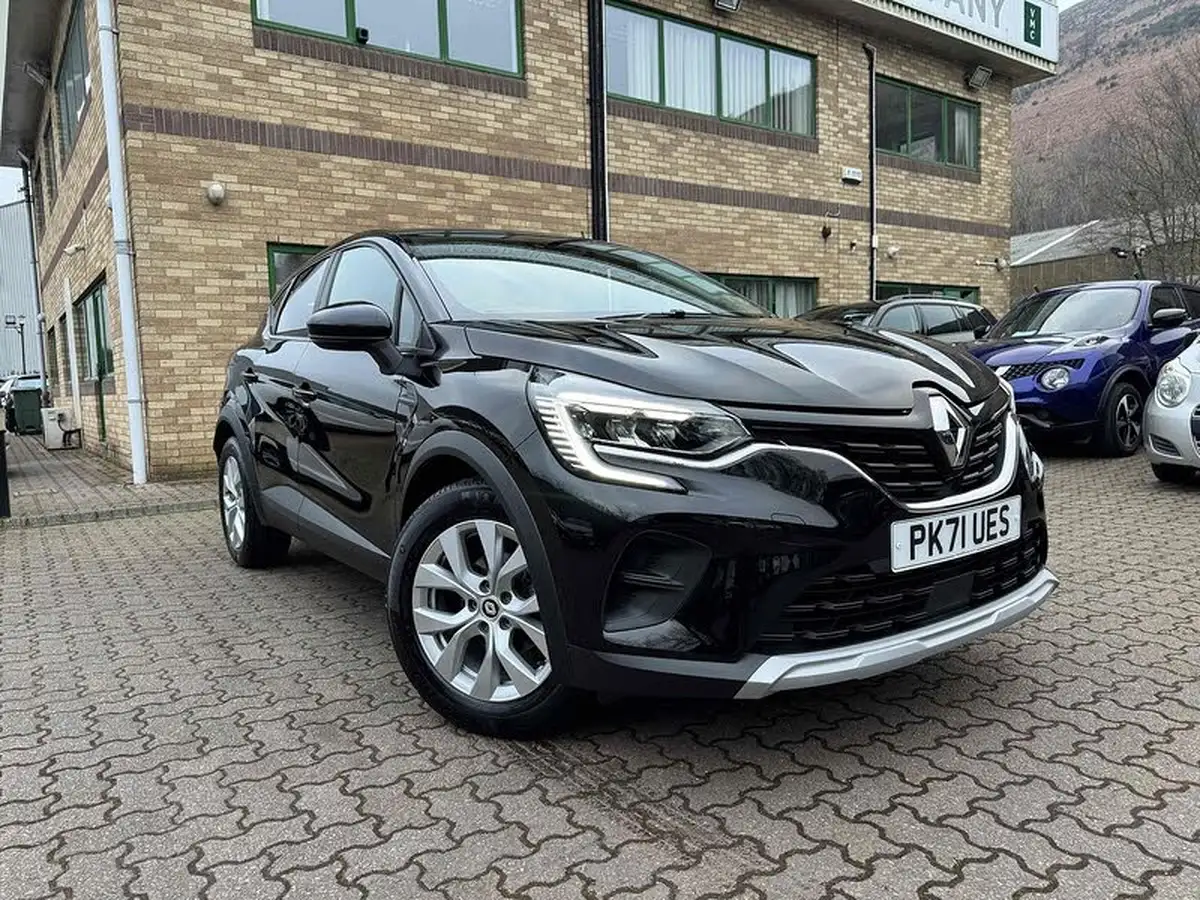 2021-renault-captur-13-tce-iconic-edition-big-0