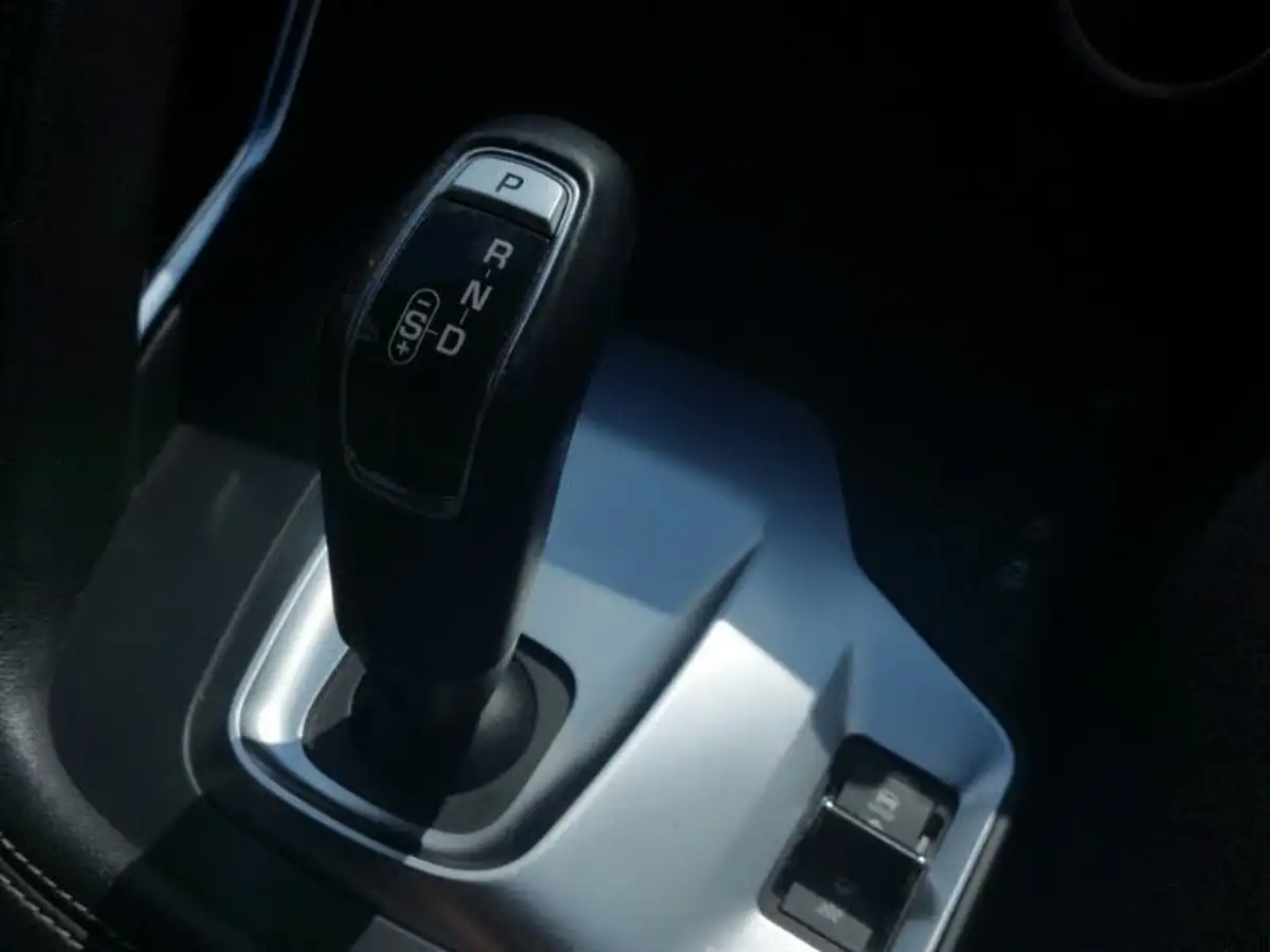 2019-jaguar-e-pace-20-i4d-r-dynamic-se-180ps-awd-auto-big-14