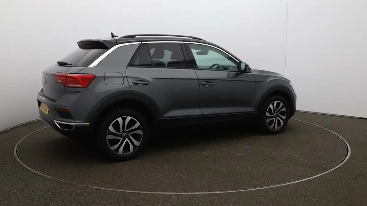 2021-volkswagen-t-roc-10-tsi-active-hatchback-5d-big-44