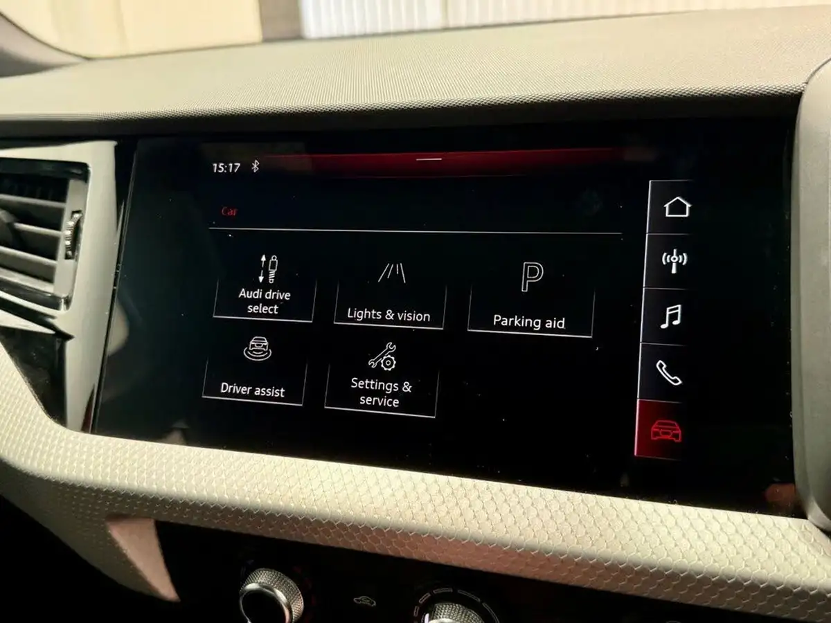 2019-audi-a1-20-40-tfsi-s-line-competition-big-20