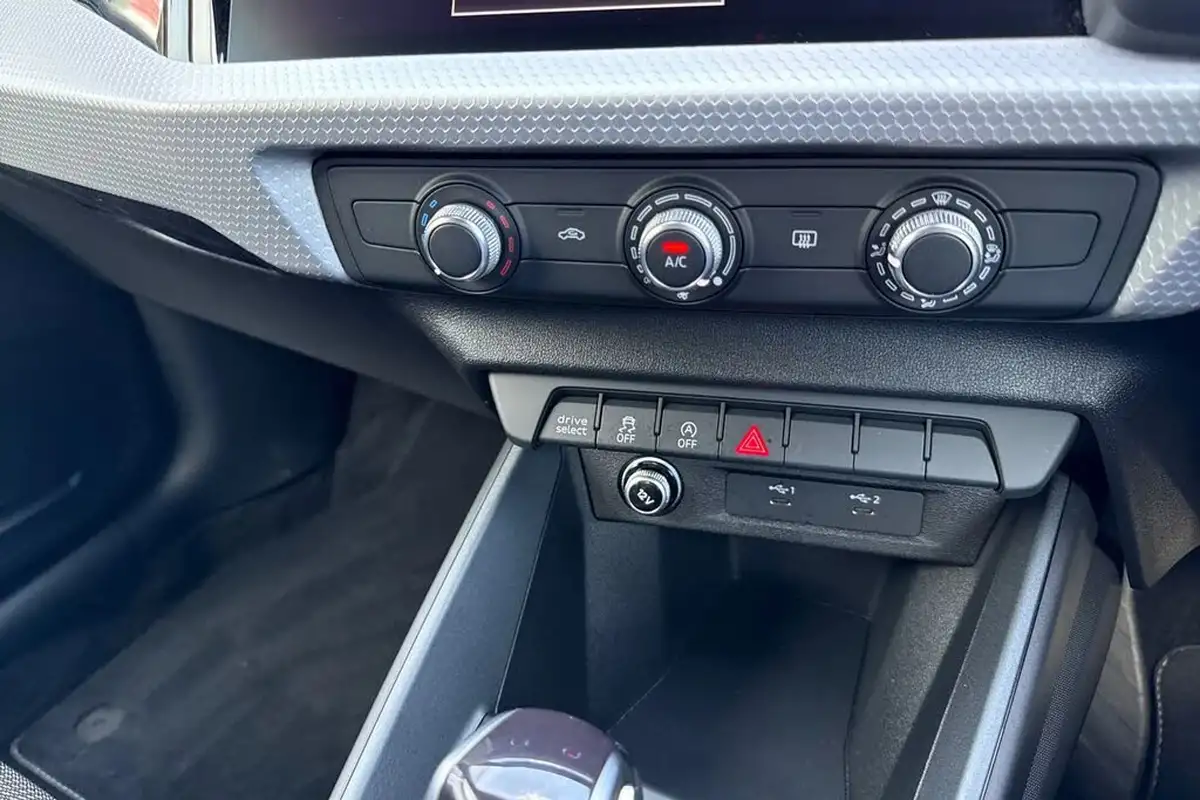 2024-audi-a1-10-30-tfsi-black-edition-116ps-s-tronic-big-21