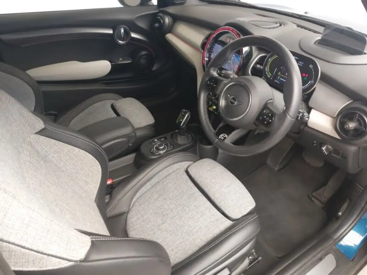 2021-mini-cooper-e-cooper-s-collection-edition-big-5
