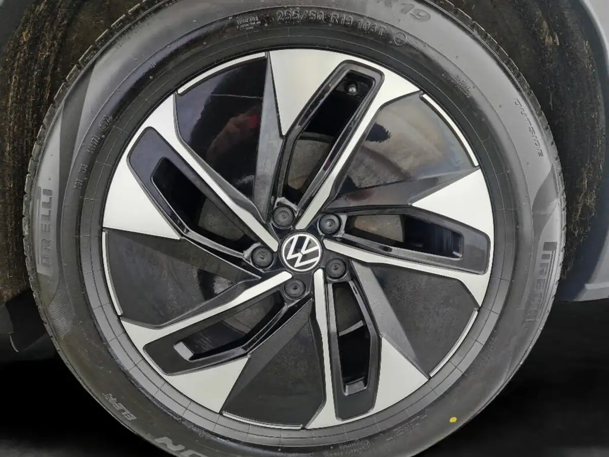 2021-volkswagen-id4-e-family-big-9