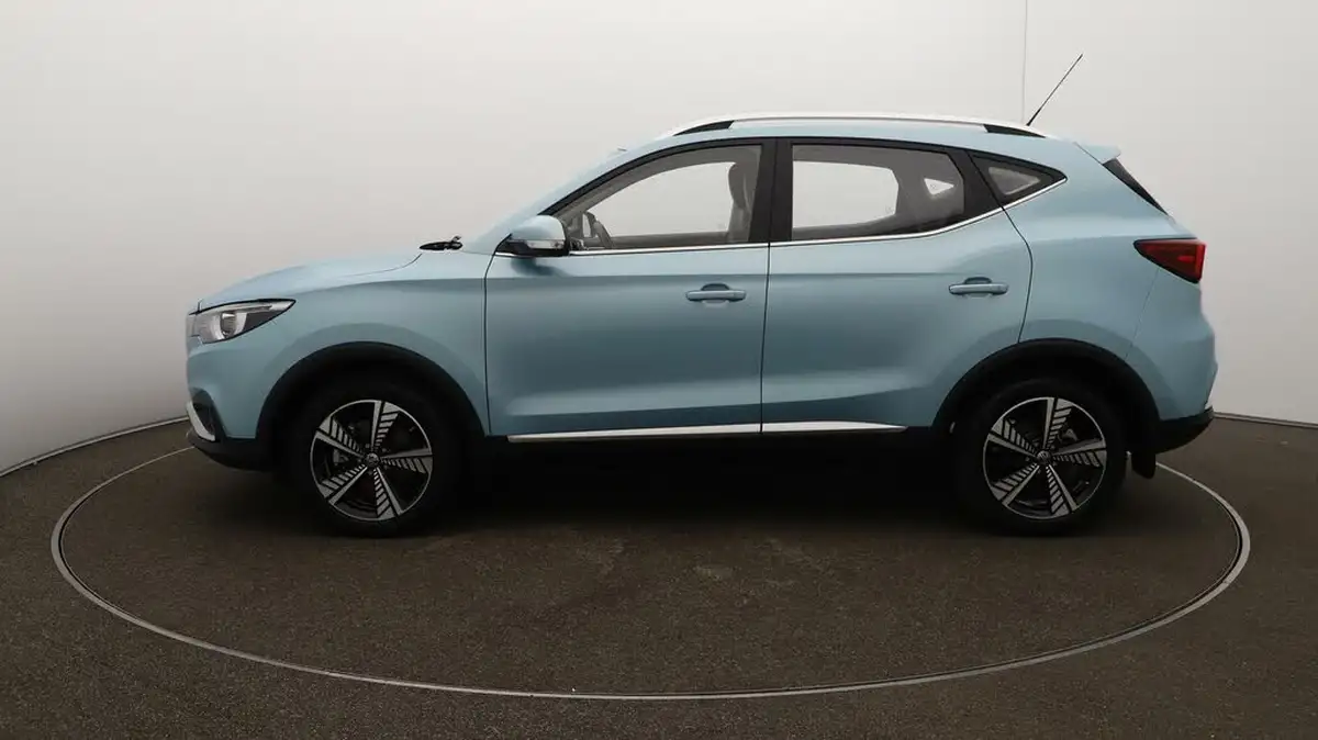 2021-mg-zs-suv-e-exclusive-ev-big-58