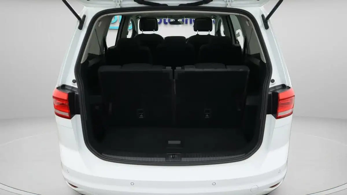 2020-volkswagen-touran-20tdi-se-family-115ps-dsg-big-28