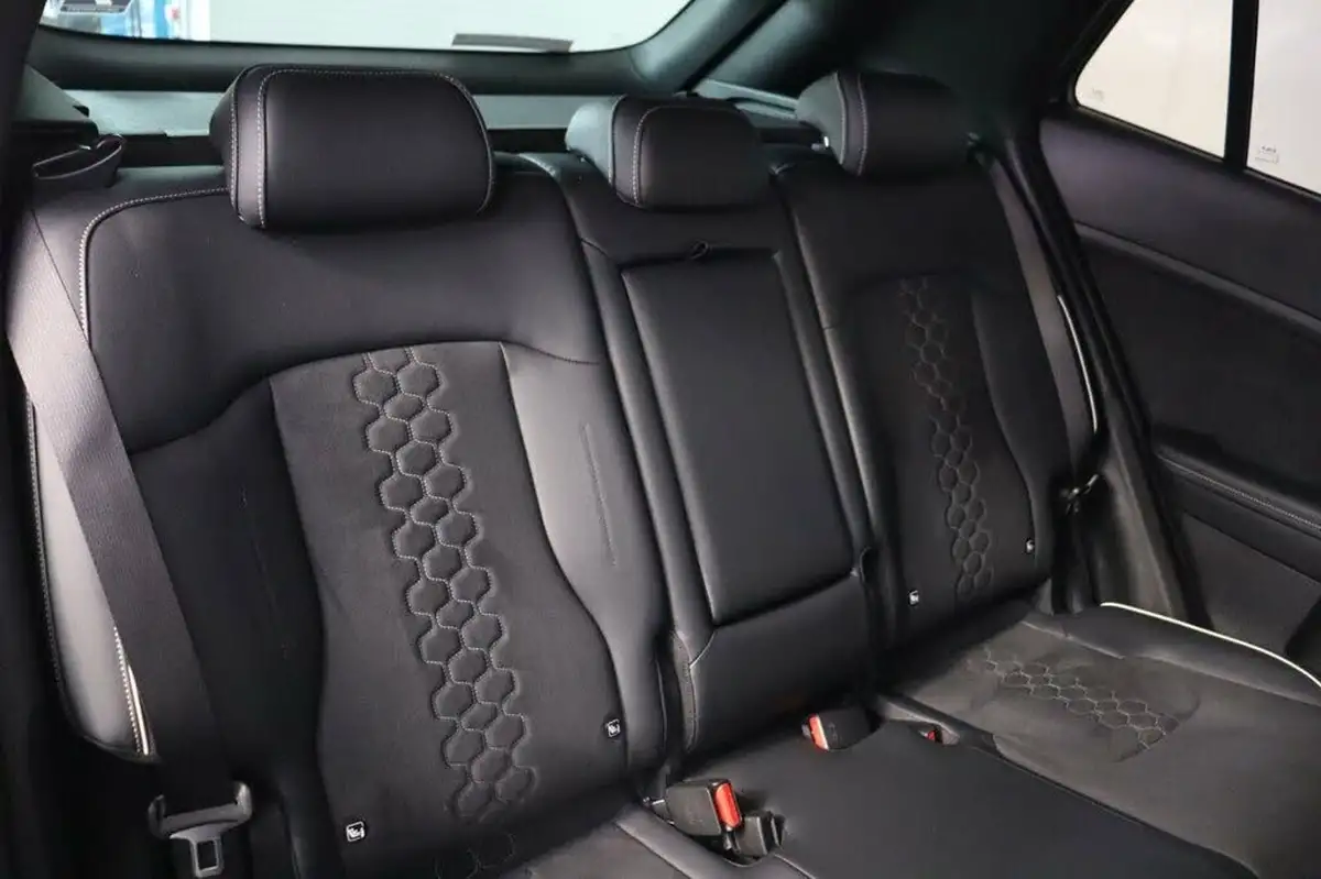 2023-kia-sportage-16-t-gdi-gt-line-261bhp-awd-phev-auto-big-34