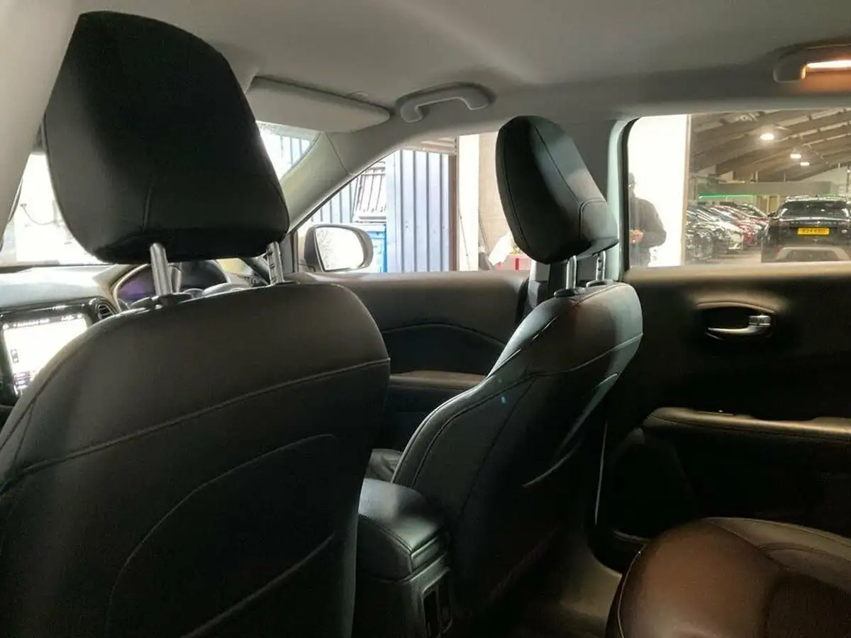 2020-jeep-compass-14-multiair-ii-night-eagle-big-27